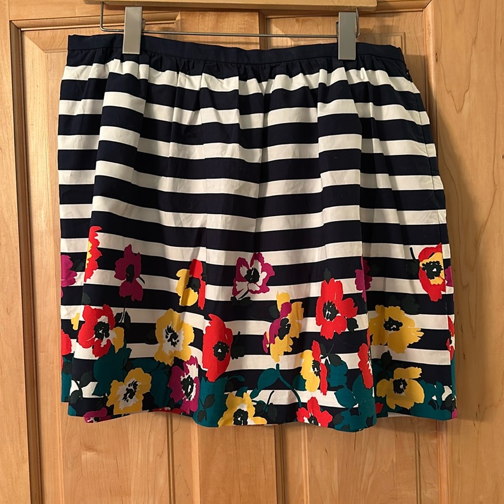 Banana Republic Factory striped skirt- size 12